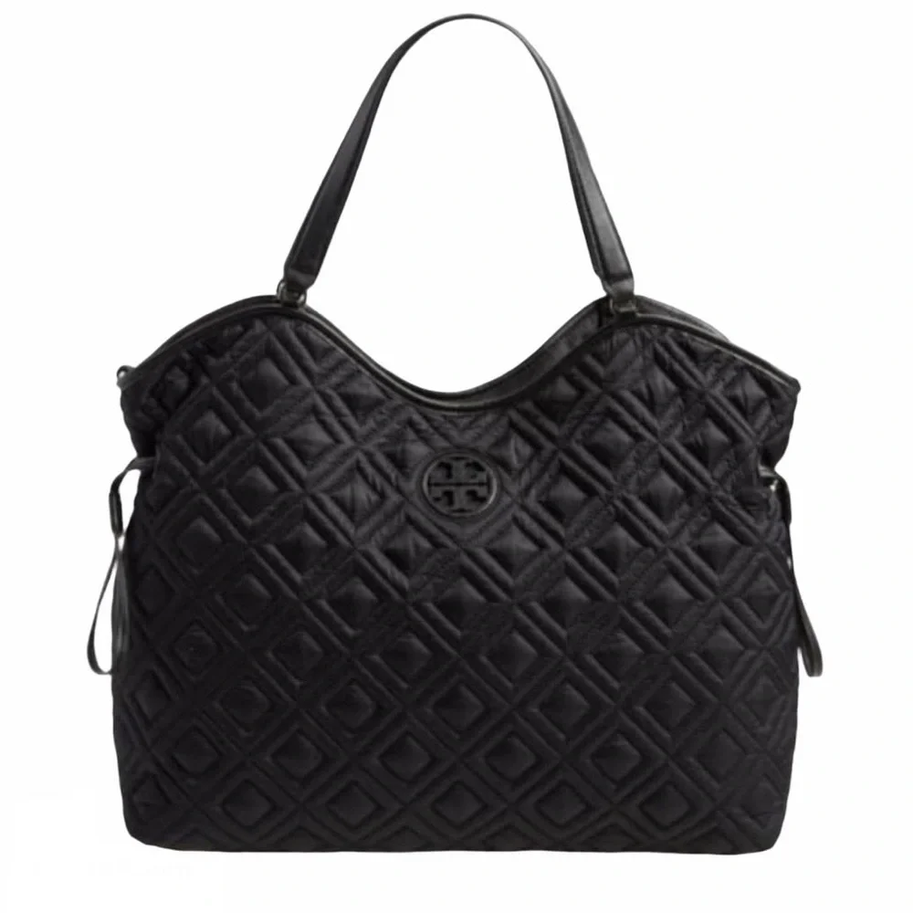 Tory Burch Marion Quilted Slouchy Baby Bag black